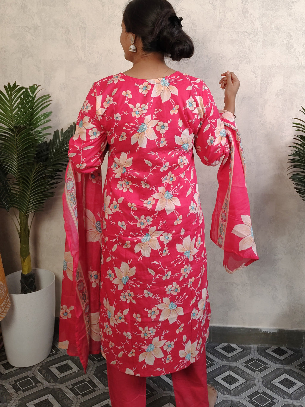 Pink Floral Print Rayon Kurti Set with Dupatta