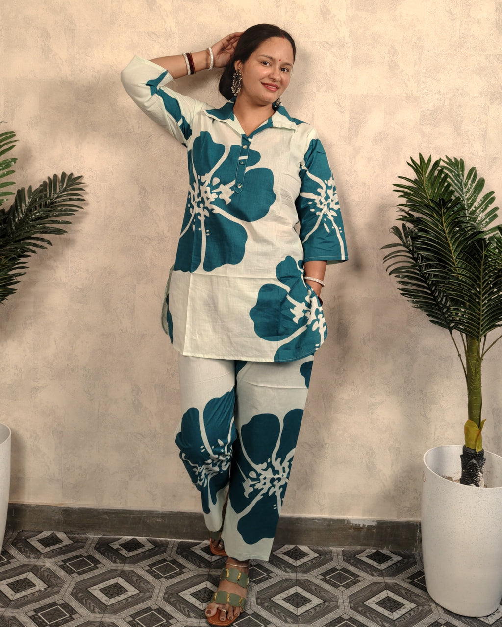 White & Teal Oversized Hibiscus Print Cotton Co-ord Set