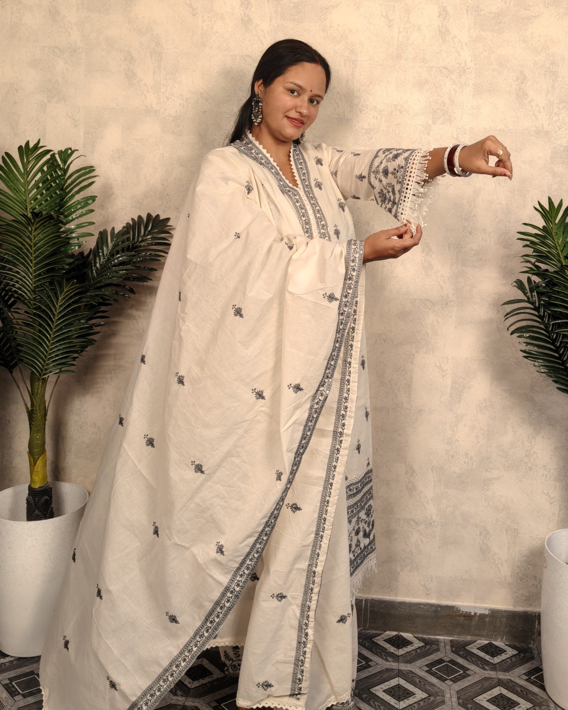 Cream Threadwork Embroidered Cotton Kurta Pant Dupatta Set