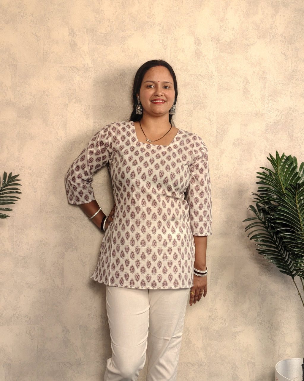 Ivory Mauve Paisley Block Print Cotton Short Kurti