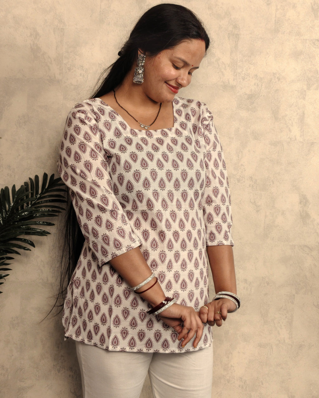 Ivory Mauve Paisley Block Print Cotton Short Kurti